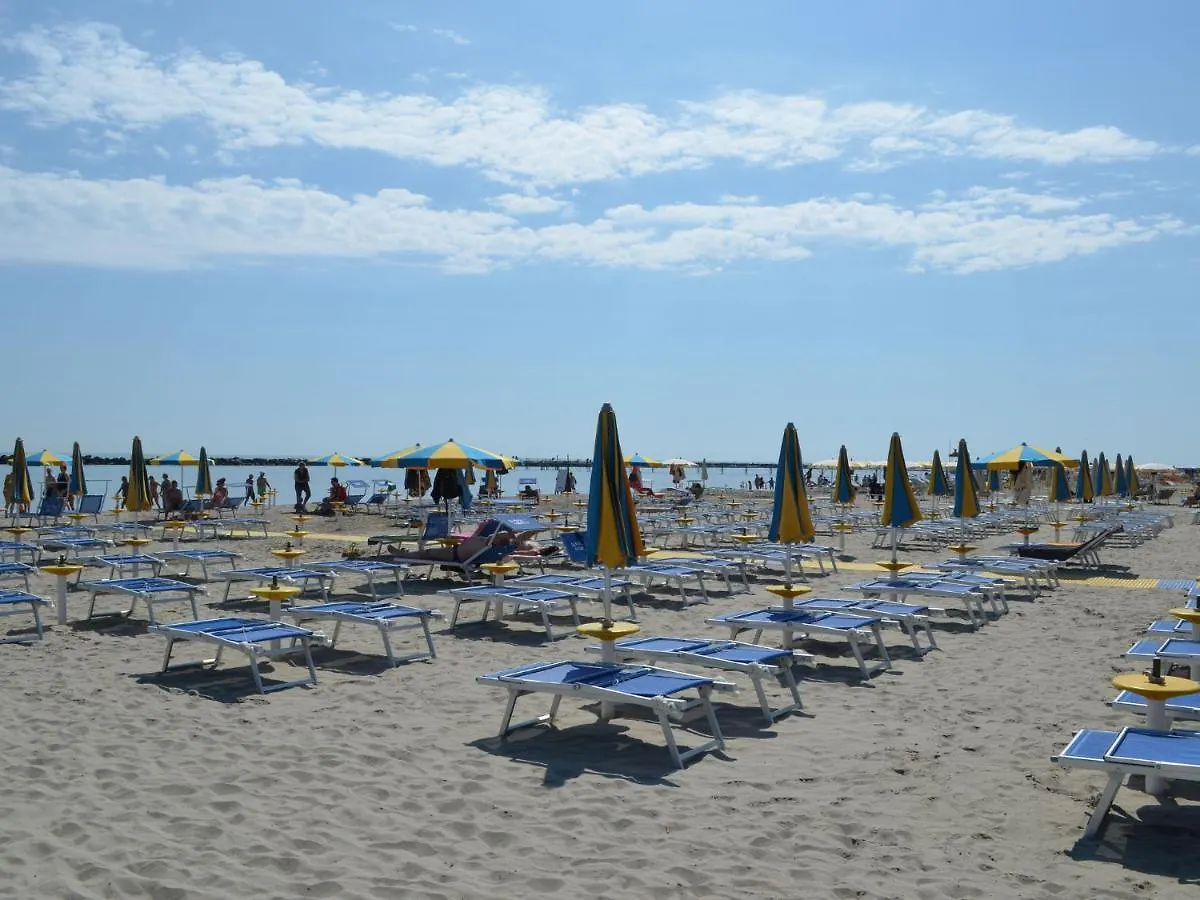 Belvilla By Oyo Venturi Lemon Gatteo a Mare 0*,